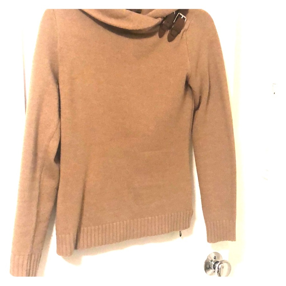 Black label Ralph Lauren sweater with buckle - Picture 2 of 7